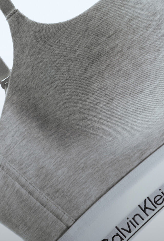 Made with smoothed edges to minimize  visible lines for lasting comfort and  cleaner silhouettes.